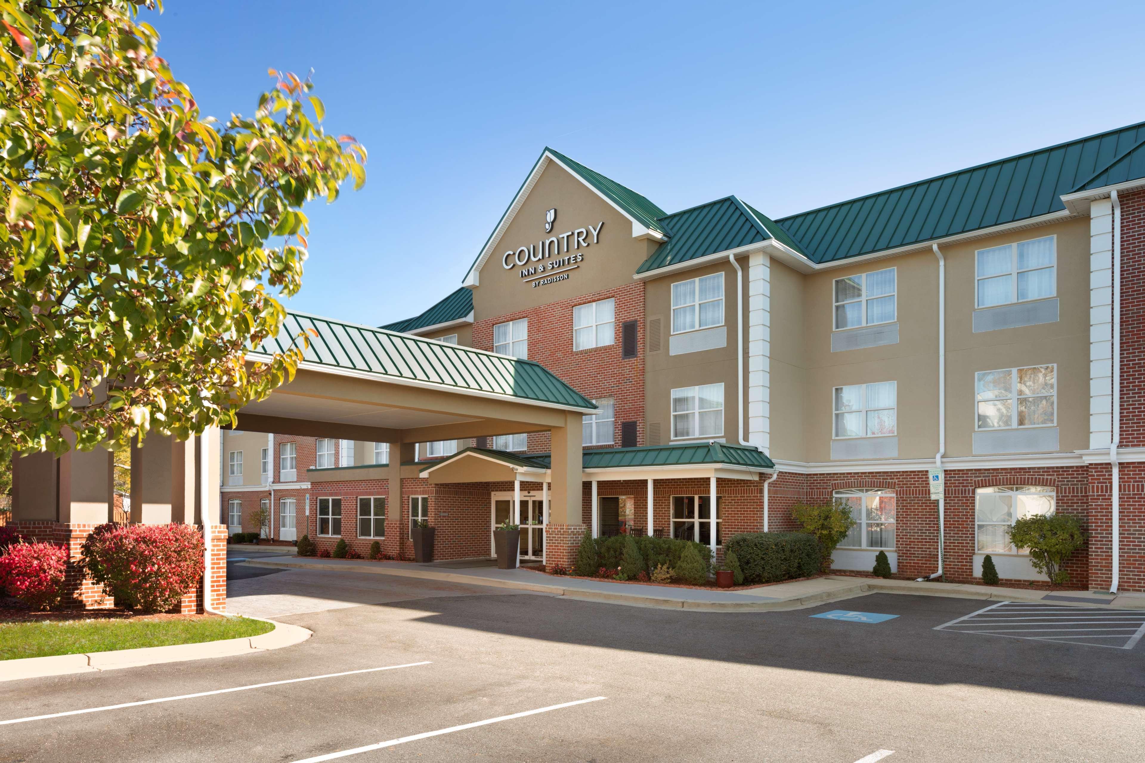 Country Inn & Suites By Radisson, Camp Springs Andrews Air Force Base , Md Exterior photo